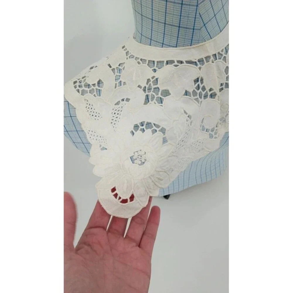 Vintage White Embroidered Lace Detachable Bib Collar Pearl Button Romantic OS